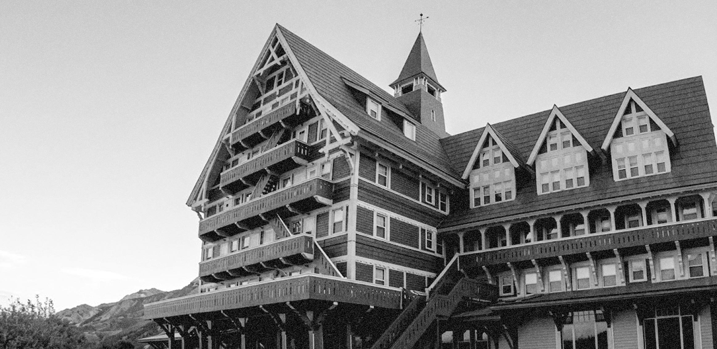 Lady in white at the Prince of Wales